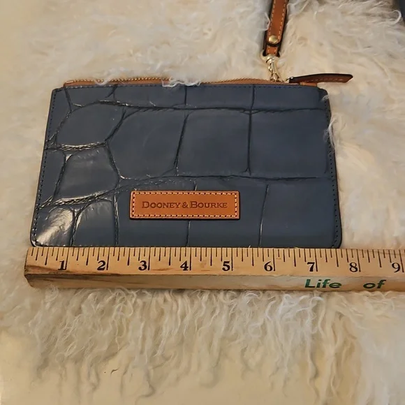 Dooney & Bourke Blue Croc Drawstring Bag & Matching Wristlet - Picture 10 of 12